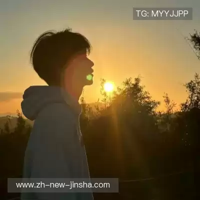 费冕靖
